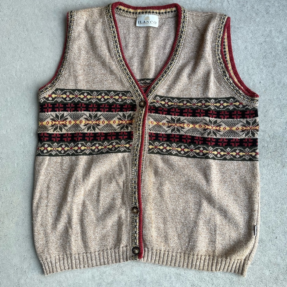 Women's Beige and Red Cardigan Sweater